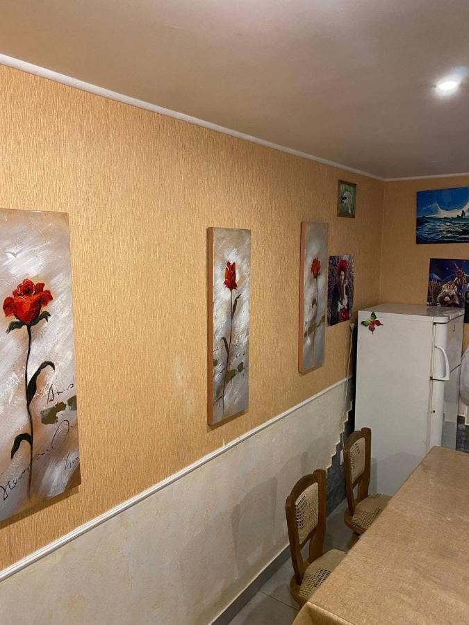 Inn Khlibodarskiy Khlibodarske المظهر الخارجي الصورة