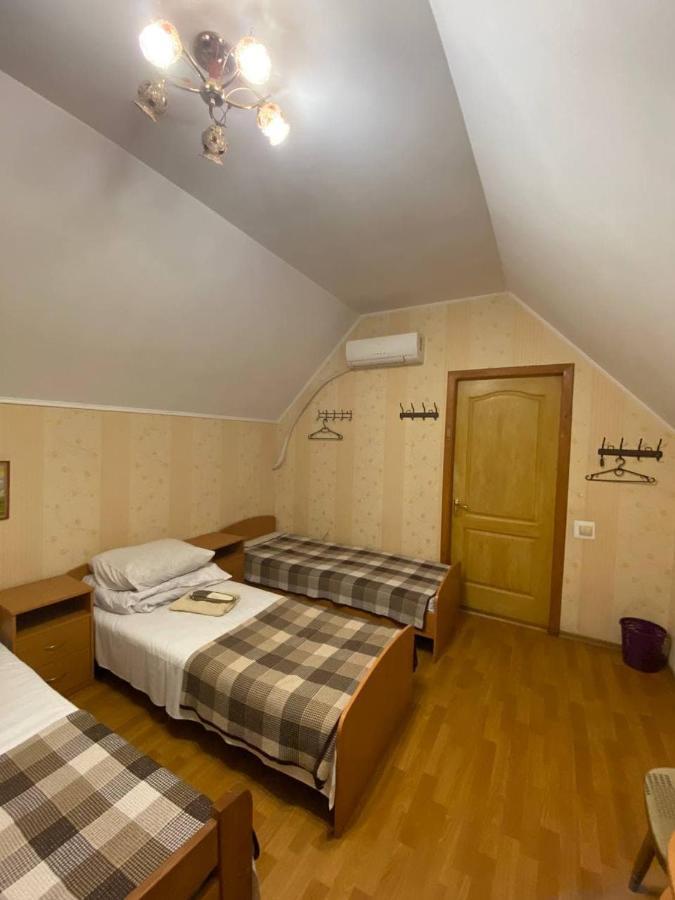 Inn Khlibodarskiy Khlibodarske المظهر الخارجي الصورة