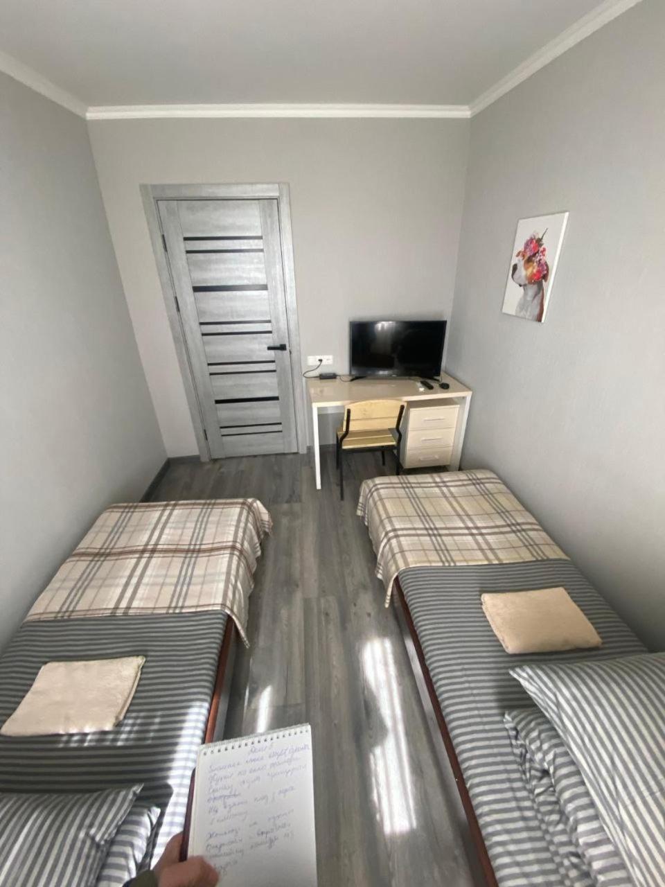 Inn Khlibodarskiy Khlibodarske المظهر الخارجي الصورة