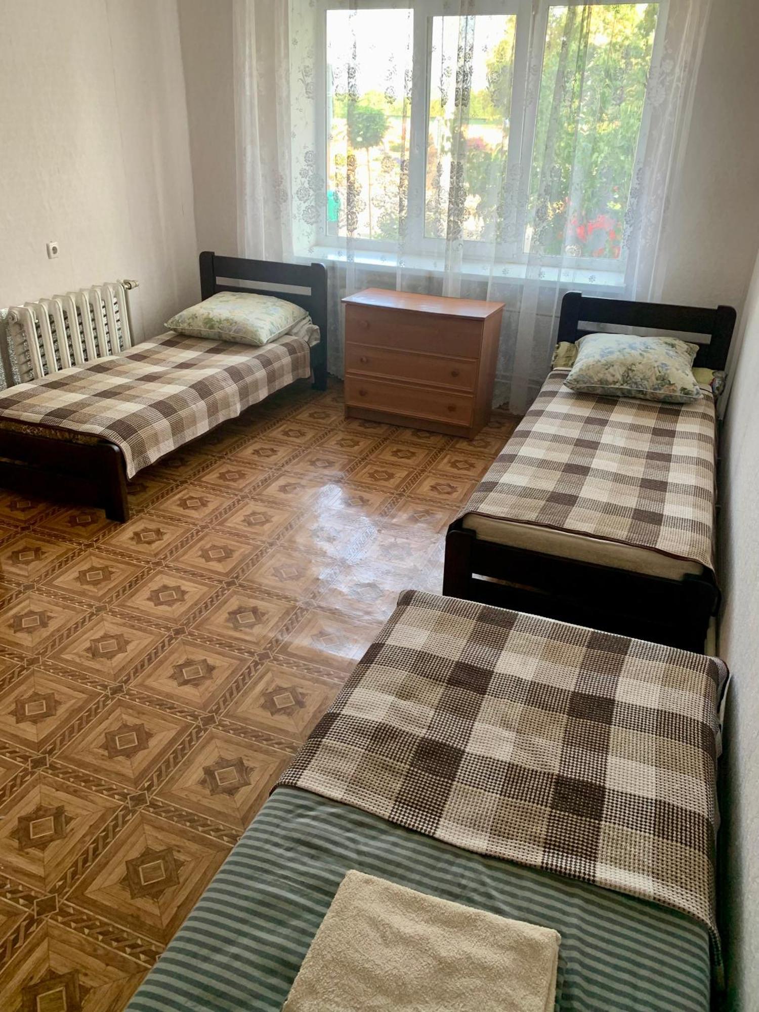 Inn Khlibodarskiy Khlibodarske المظهر الخارجي الصورة